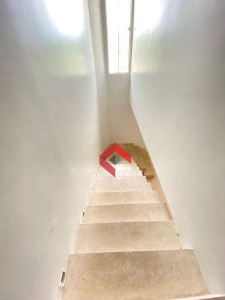 Imagem Casa com 4 Quartos à Venda, 250 m² em Cambeba - Fortaleza Imagem Casa com 4 Quartos à Venda, 250 m² em Cambeba - Fortaleza