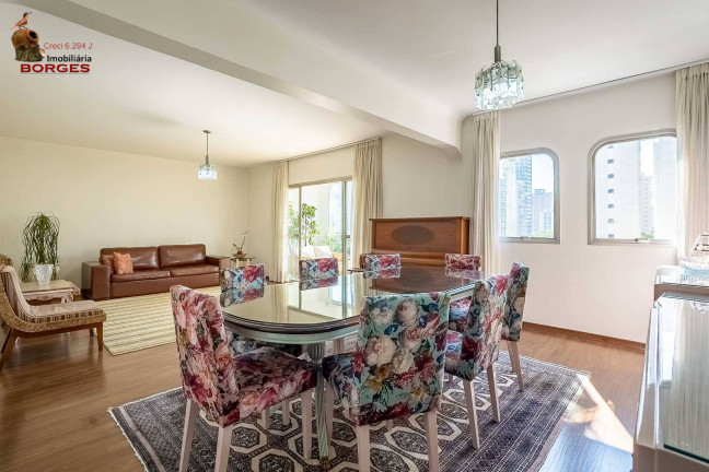 Foto do imóvel Apartamento com 4 Quartos à Venda, 196 m² em Moema - São Paulo