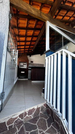 Imagem Sobrado com 4 Quartos à Venda, 218 m² em Vila Areao - Taubaté