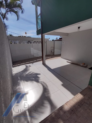 Imagem Casa com 4 Quartos à Venda, 240 m² em Toninhas - Ubatuba Imagem Casa com 4 Quartos à Venda, 240 m² em Toninhas - Ubatuba
