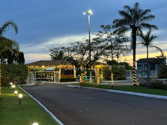 Imagem Casa com 3 Quartos à Venda, 242 m² em Setor Laguna Parque - Trindade Imagem Casa com 3 Quartos à Venda, 242 m² em Setor Laguna Parque - Trindade