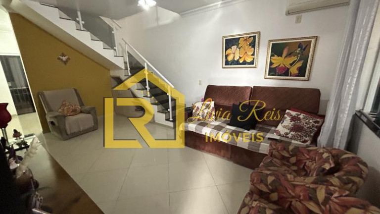 Imagem Casa com 3 Quartos à Venda, 130 m² em Jardim Mariléa - Rio Das Ostras