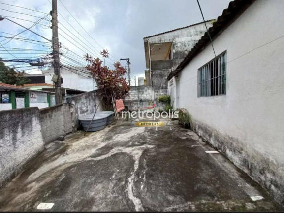 Casa com 4 Quartos à Venda, 180 m² em Campo Limpo - São Paulo