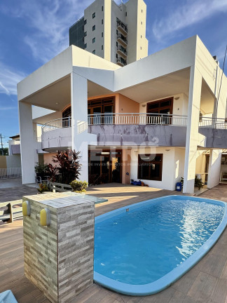 Casa com 4 Quartos à Venda, 370 m² em Orla - Petrolina