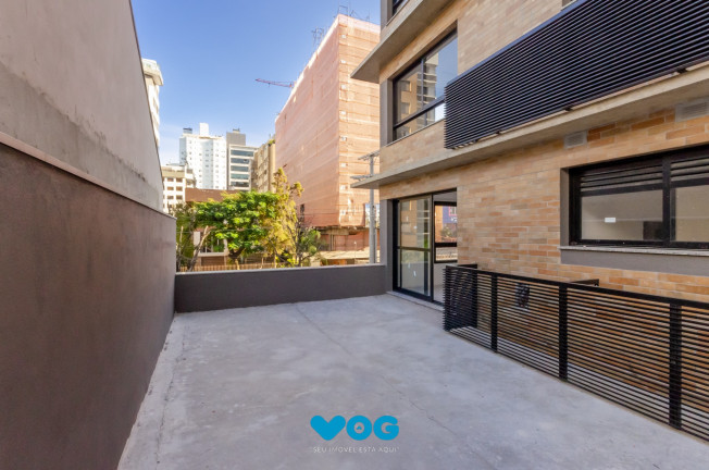 Imagem Imóvel com 3 Quartos à Venda, 130 m² em Petrópolis - Porto Alegre Imagem Imóvel com 3 Quartos à Venda, 130 m² em Petrópolis - Porto Alegre