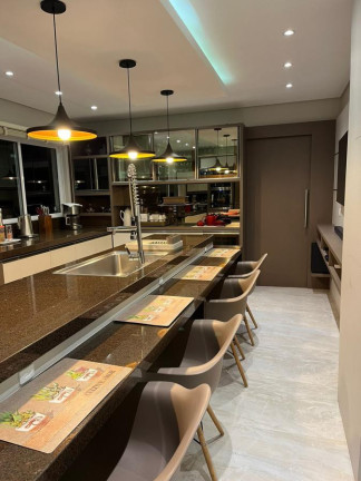 Imagem Casa com 3 Quartos à Venda, 240 m² em Santa Felicidade - Curitiba