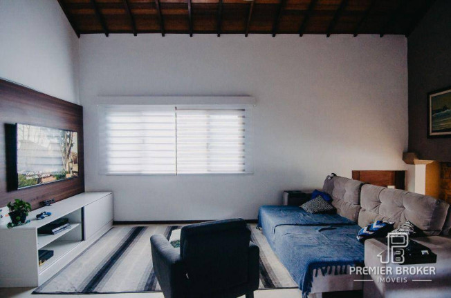 Imagem Casa com 3 Quartos à Venda, 390 m² em Várzea - Teresópolis Imagem Casa com 3 Quartos à Venda, 390 m² em Várzea - Teresópolis