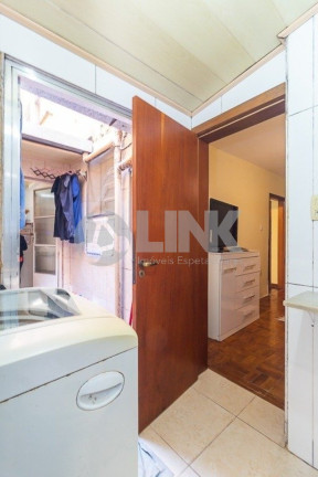 Imagem Apartamento com 3 Quartos à Venda, 75 m² em Auxiliadora - Porto Alegre Imagem Apartamento com 3 Quartos à Venda, 75 m² em Auxiliadora - Porto Alegre