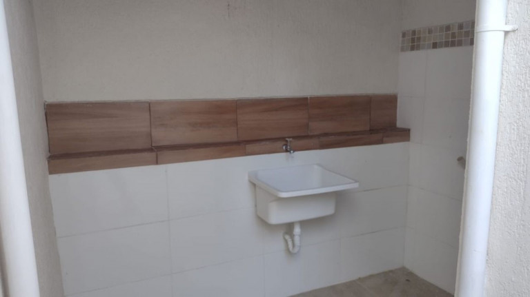 Imagem Casa com 2 Quartos à Venda, 52 m² em Caiçara - Praia Grande Imagem Casa com 2 Quartos à Venda, 52 m² em Caiçara - Praia Grande