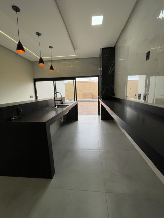 Imagem Casa com 3 Quartos à Venda, 187 m² em Residencial Laurentino Martins - Goianésia Imagem Casa com 3 Quartos à Venda, 187 m² em Residencial Laurentino Martins - Goianésia