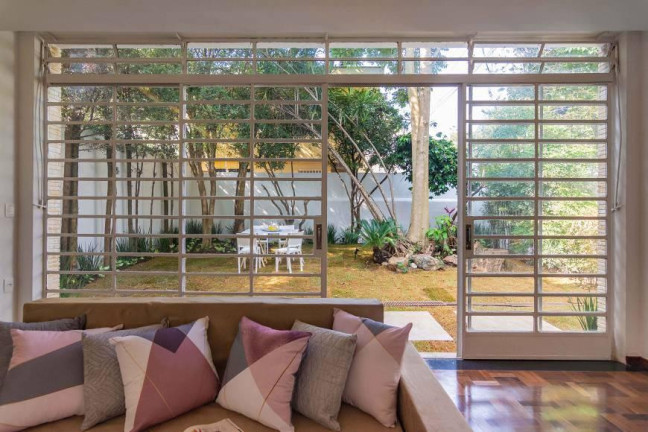 Imagem Casa com 4 Quartos à Venda, 200 m² em Indianópolis - São Paulo