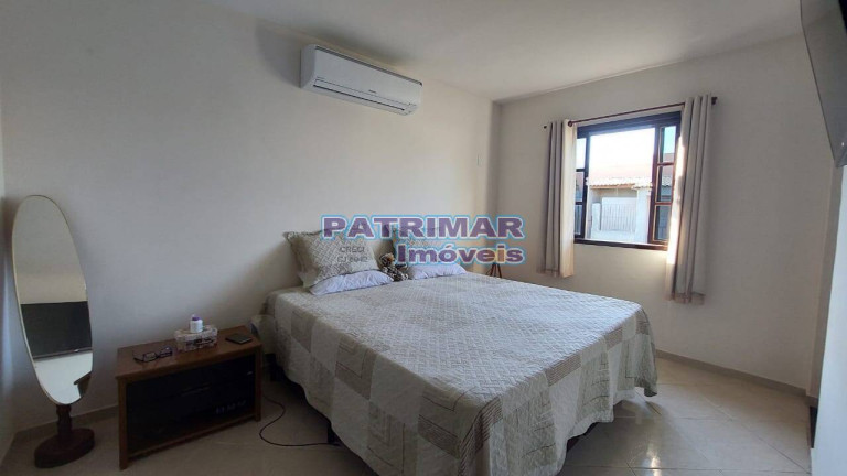 Imagem Casa com 3 Quartos à Venda, 320 m² em Jardim Atlântico Central (itaipuaçu) - Maricá