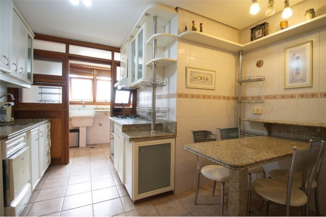 Imagem Apartamento com 3 Quartos à Venda, 157 m² em Menino Deus - Porto Alegre Imagem Apartamento com 3 Quartos à Venda, 157 m² em Menino Deus - Porto Alegre