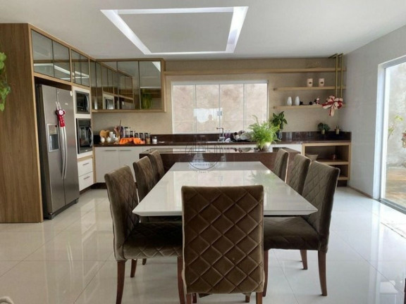 Imagem Casa com 4 Quartos à Venda, 300 m² em Setor Habitacional Arniqueira (águas Claras) - Brasília Imagem Casa com 4 Quartos à Venda, 300 m² em Setor Habitacional Arniqueira (águas Claras) - Brasília