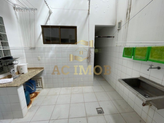 Imagem Casa com 4 Quartos à Venda, 305 m² em Jaguaribe - Salvador