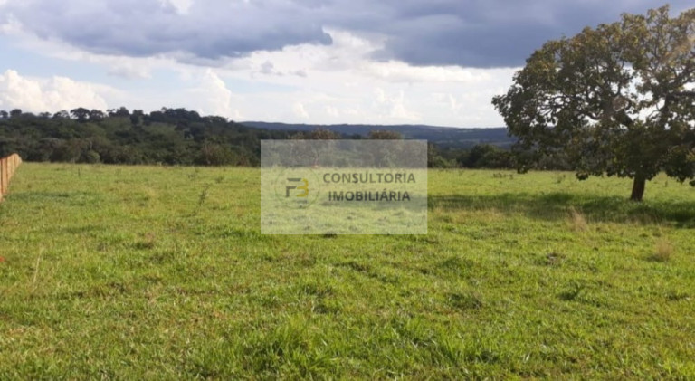 Imóvel à Venda, 296 m² em Zona Rural - Hidrolândia