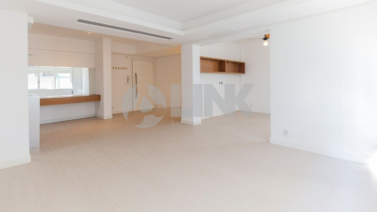Imagem Apartamento com 3 Quartos à Venda, 102 m² em Moinhos De Vento - Porto Alegre