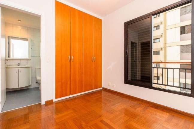 Imagem Apartamento com 3 Quartos à Venda, 205 m² em Itaim Bibi - São Paulo Imagem Apartamento com 3 Quartos à Venda, 205 m² em Itaim Bibi - São Paulo