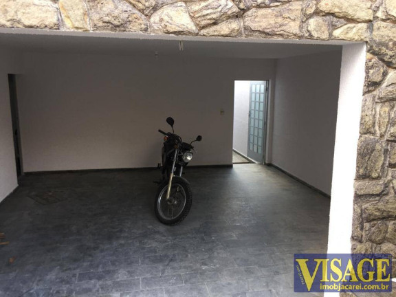 Imagem Casa com 3 Quartos à Venda, 235 m² em Centro - Jacareí
