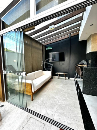 Imagem Casa com 3 Quartos à Venda, 193 m² em Saguaçu - Joinville Imagem Casa com 3 Quartos à Venda, 193 m² em Saguaçu - Joinville