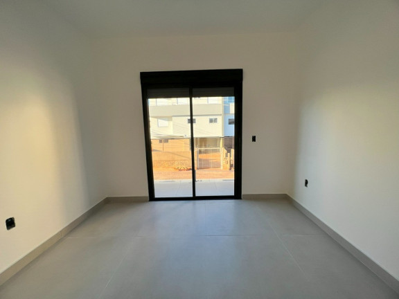 Imagem Sobrado com 3 Quartos à Venda, 98 m² em Areias - São José