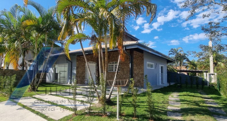Casa com 3 Quartos à Venda, 187 m² em Horto Florestal - Ubatuba