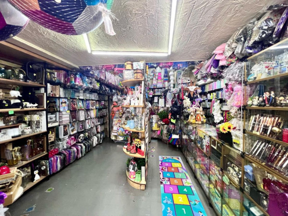 Imagem Loja à Venda, 60 m² em Tanque - Rio De Janeiro Imagem Loja à Venda, 60 m² em Tanque - Rio De Janeiro