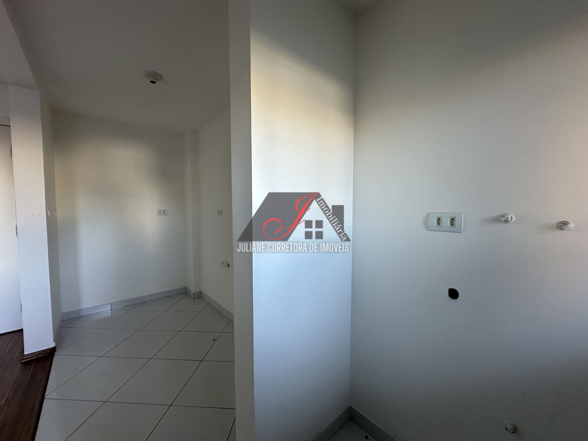 Imagem Apartamento com 1 Quarto à Venda, 33 m² em Portão - Curitiba