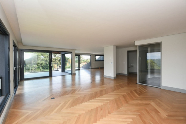 Imagem Apartamento com 4 Quartos à Venda, 319 m² em Planalto - Gramado