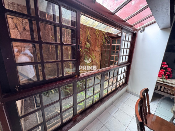 Imagem Sobrado com 5 Quartos à Venda, 360 m² em Martim De Sa - Caraguatatuba