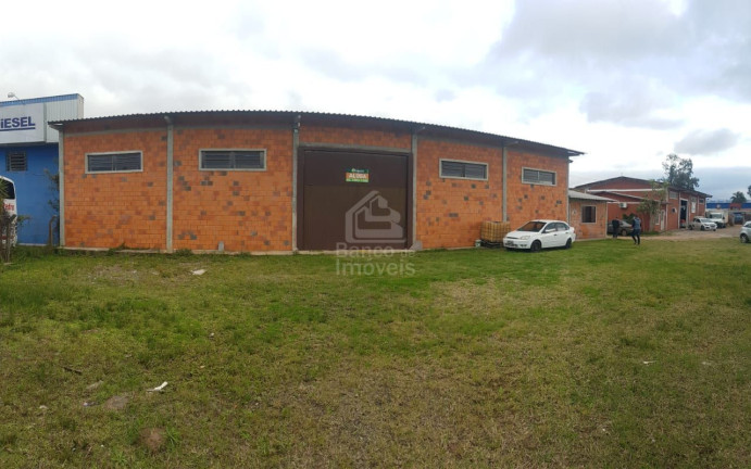 Imóvel Comercial à Venda, 390 m² em Camobi - Santa Maria