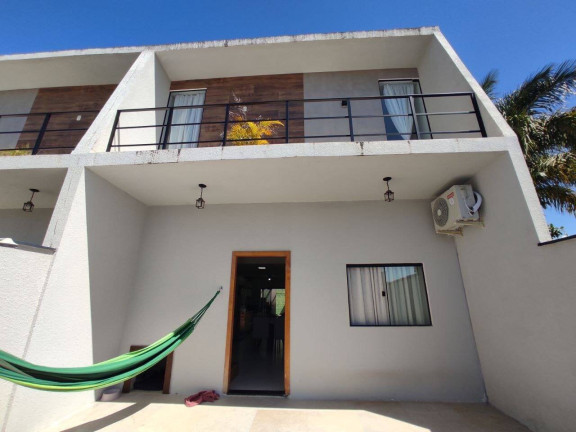 Casa com 4 Quartos à Venda,  em Itacolomi - Balneário Piçarras