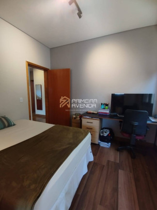 Imagem Casa de Condomínio com 4 Quartos à Venda, 415 m² em Bairro Do Grama - Caçapava Imagem Casa de Condomínio com 4 Quartos à Venda, 415 m² em Bairro Do Grama - Caçapava