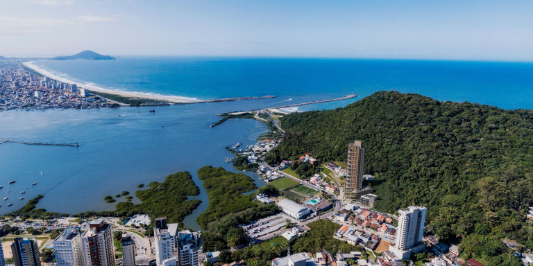 Imagem Apartamento com 3 Quartos à Venda, 125 m² em Fazenda - Itajaí Imagem Apartamento com 3 Quartos à Venda, 125 m² em Fazenda - Itajaí