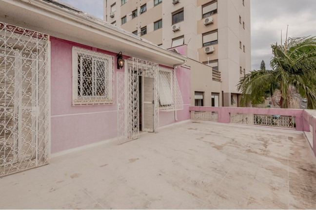 Imagem Casa com 4 Quartos à Venda, 492 m² em Higienópolis - Porto Alegre Imagem Casa com 4 Quartos à Venda, 492 m² em Higienópolis - Porto Alegre