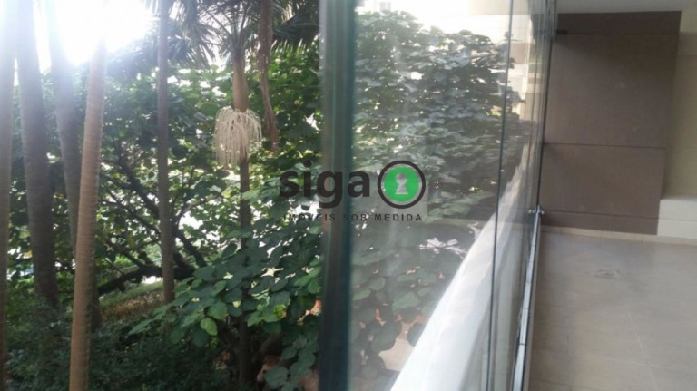 Imagem Apartamento com 4 Quartos à Venda, 180 m² em Campo Belo - São Paulo