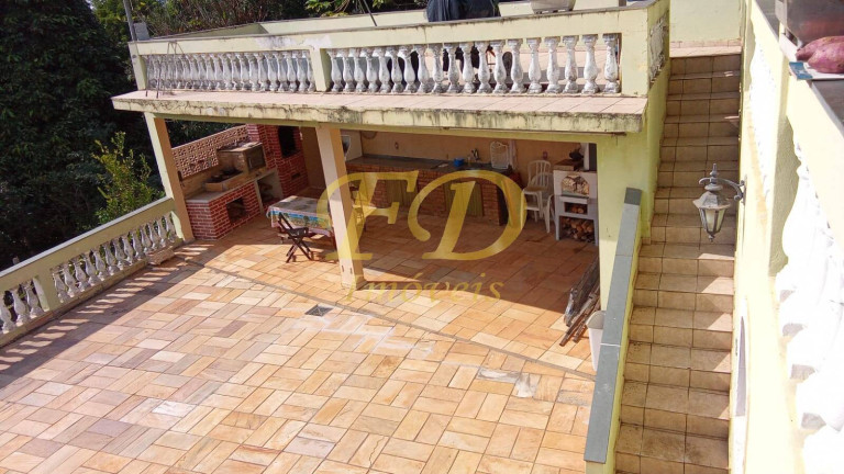 Imagem Chácara com 3 Quartos à Venda, 1.000 m² em Igaratá Imagem Chácara com 3 Quartos à Venda, 1.000 m² em Igaratá