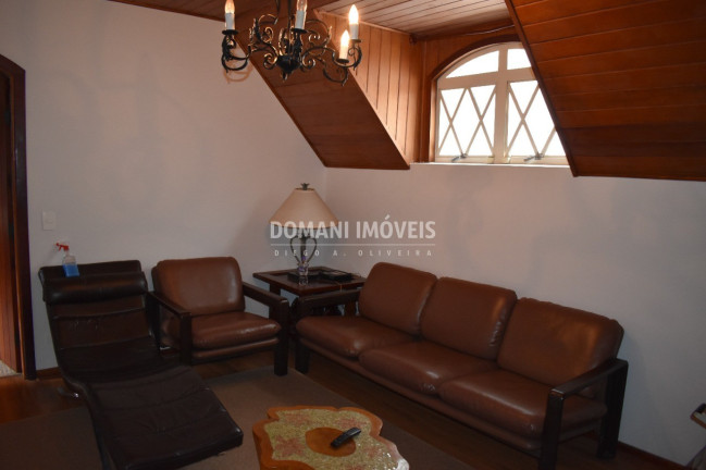 Imagem Casa com 6 Quartos à Venda, 430 m² em Região De Capivari - Campos Do Jordão