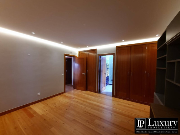 Imagem Casa com 5 Quartos à Venda, 656 m² em Centro - Cascais Imagem Casa com 5 Quartos à Venda, 656 m² em Centro - Cascais