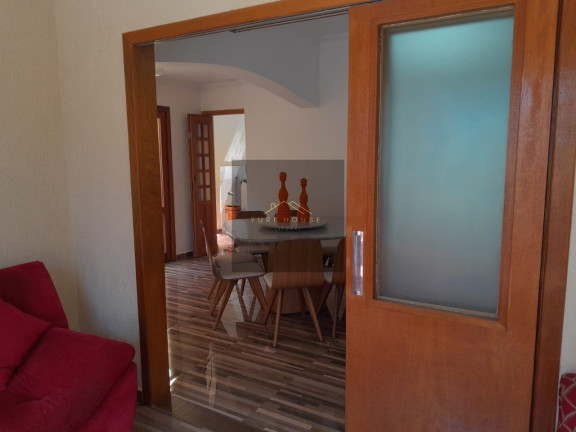 Imagem Casa com 3 Quartos à Venda, 300 m² em Jardim Gurilândia - Taubaté