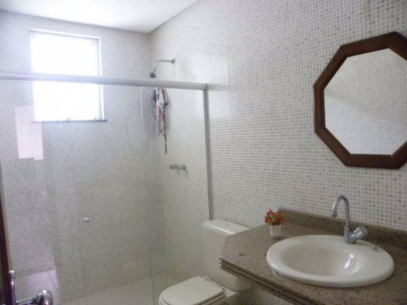 Imagem Casa com 4 Quartos à Venda, 380 m² em Buraquinho - Lauro De Freitas Imagem Casa com 4 Quartos à Venda, 380 m² em Buraquinho - Lauro De Freitas