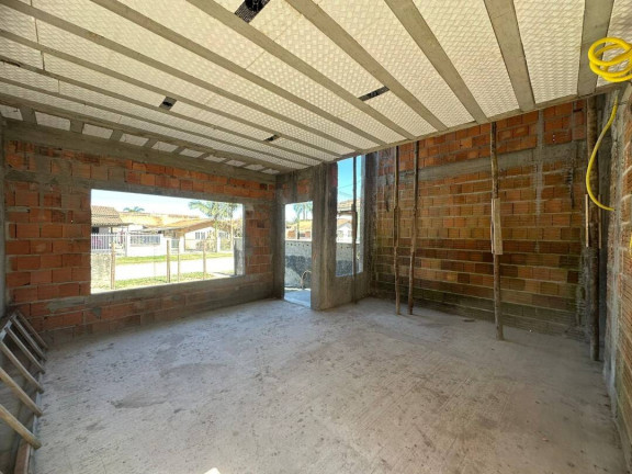 Imagem Casa com 2 Quartos à Venda, 66 m² em Centro - Balneário Barra Do Sul