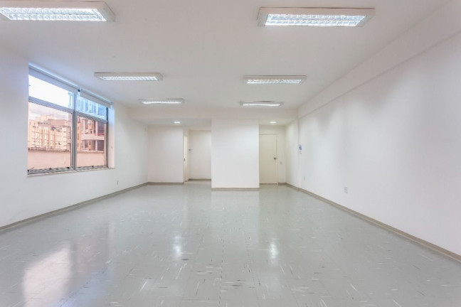 Sala Comercial à Venda, 555 m² em Itaim Bibi - São Paulo