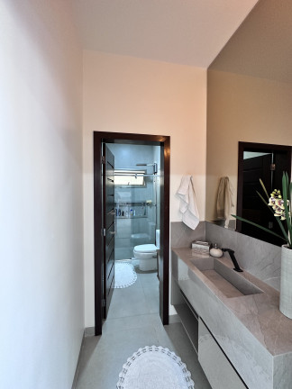 Imagem Casa com 3 Quartos à Venda, 243 m² em Jardim Belo Horizonte - Sinop