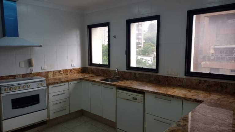 Imagem Imóvel com 4 Quartos à Venda, 316 m² em Vila Suzana - São Paulo Imagem Imóvel com 4 Quartos à Venda, 316 m² em Vila Suzana - São Paulo