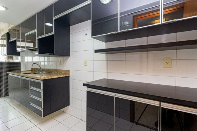 Imagem Imóvel com 3 Quartos à Venda, 94 m² em Humaitá - Rio De Janeiro