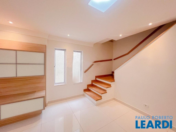 Imagem Sobrado com 4 Quartos à Venda, 300 m² em Vila Valparaíso - Santo André Imagem Sobrado com 4 Quartos à Venda, 300 m² em Vila Valparaíso - Santo André