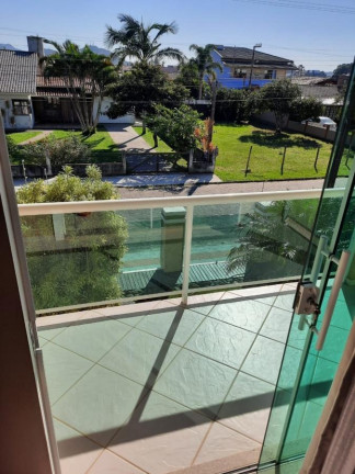 Imagem Casa com 3 Quartos à Venda, 174 m² em Areias De Palhocinha - Garopaba