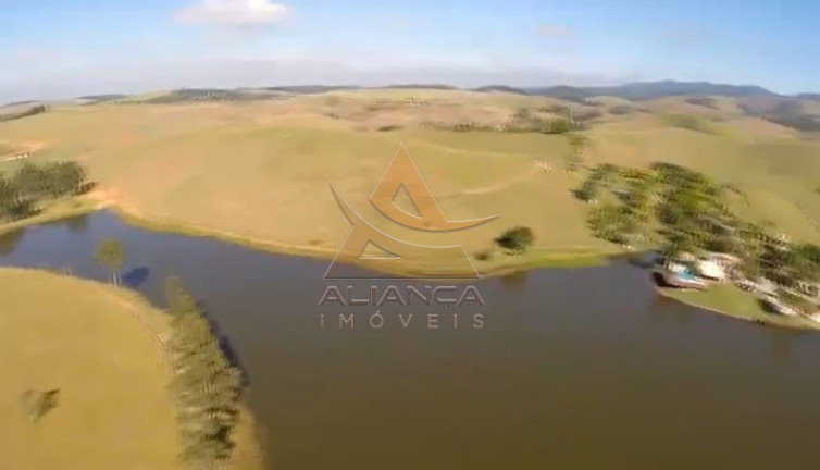 Imagem Imóvel com 10 Quartos à Venda, 1.452.000 m² em Caçapava - Caçapava Imagem Imóvel com 10 Quartos à Venda, 1.452.000 m² em Caçapava - Caçapava