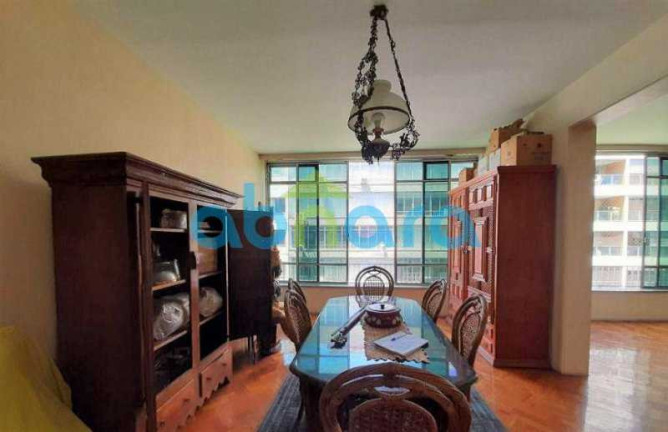 Imagem Apartamento com 3 Quartos à Venda, 270 m² em Copacabana - Rio De Janeiro Imagem Apartamento com 3 Quartos à Venda, 270 m² em Copacabana - Rio De Janeiro